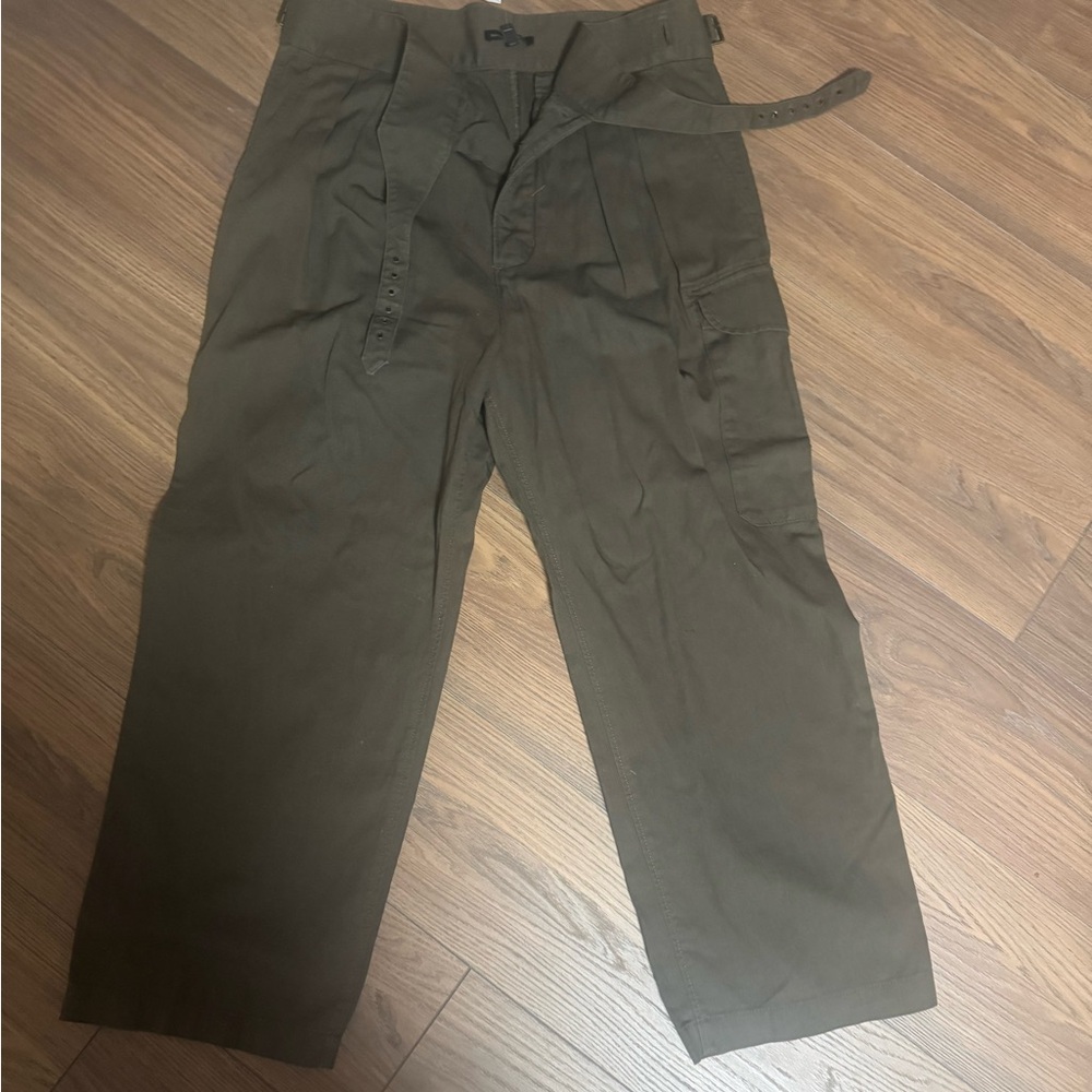Banana Republic Heritage Explorer Olive Cargo Pants High-Waisted Relaxed Fit
